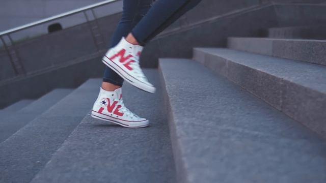 Кеды CONVERSE c дизайном NL International смотреть онлайн
