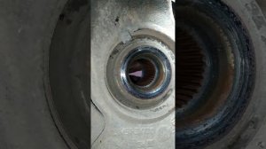 Если иногда загорается ESP и ABS, скорее всего у вас такая же проблема