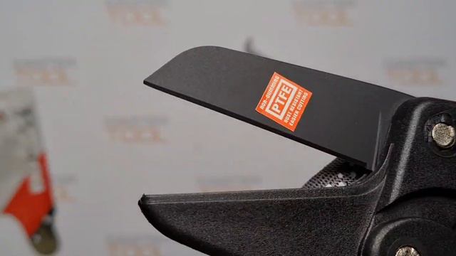 Секатор YATO с храповым механизмом 200 мм, сталь SK5, тефлон, до 19 мм, YT-8808 смотреть онлайн