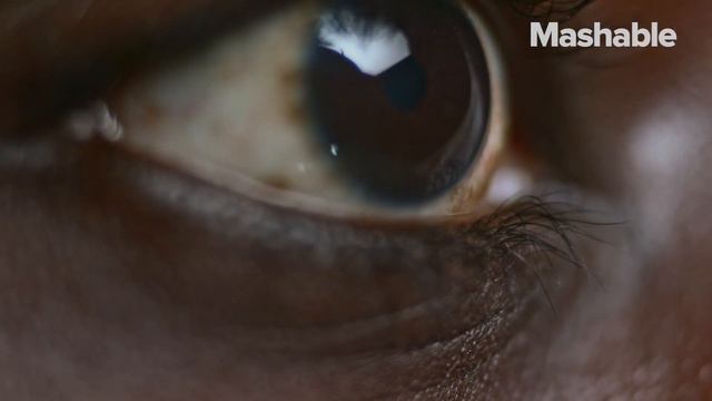 Google Wants to Predict Heart Disease by Looking at Your Eyes смотреть онлайн