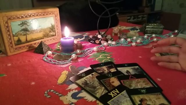 Онлайн расклад на таро Манара. Что прописано по судьбе в отношениях с мужчиной? смотреть онлайн