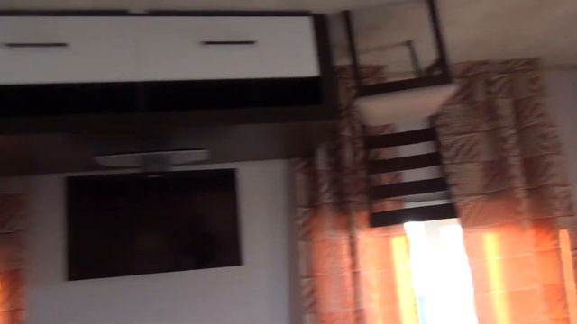 Перевернутый дом. И даже внутри все перевернуто! смотреть онлайн