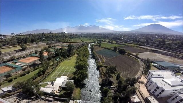 Visiting Arequipa, Peru // Арекипа, Перу смотреть онлайн