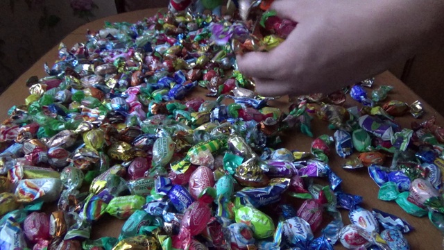 A lot of candy 2017