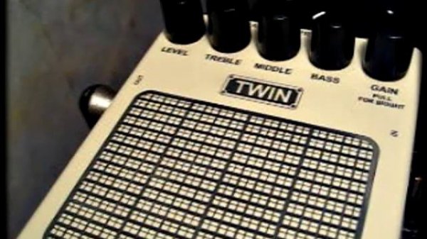 SHIFT LINE - Fender Twin Style Preamp (some deley on clean)