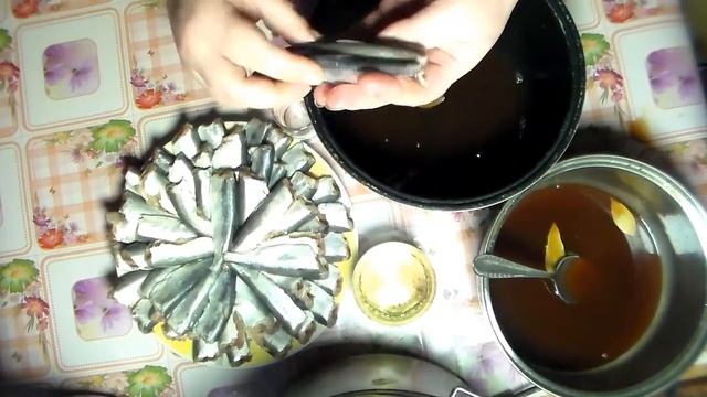 Как приготовить шпроты из салаки в домашних условиях в мультиварке. смотреть онлайн