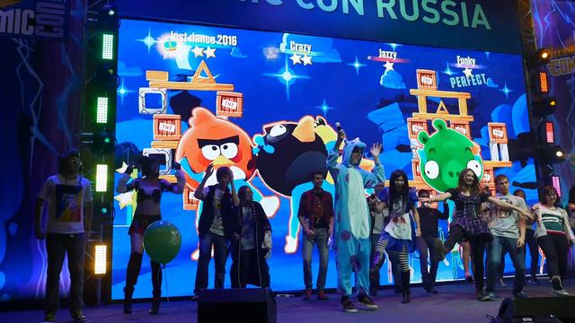 Игромир Comic-Con Russia 2015 - Just Dance - Angry Birds - 4K LX100 смотреть онлайн