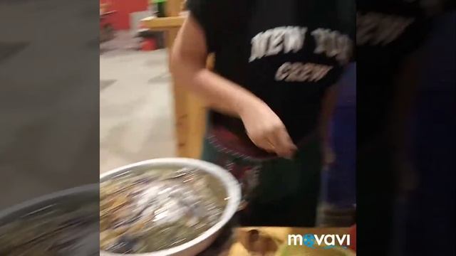 Безлимитный буфет в районе Джомтьен. 399 ба́т. Салат с рыбным соусом и миникрабиками смотреть онлайн