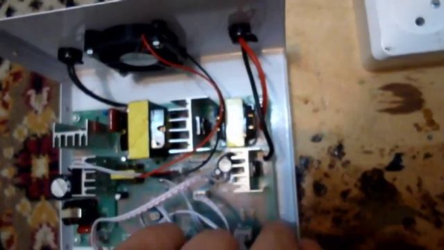 Установка вольтметра на зарядное устройство смотреть онлайн