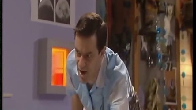 My Parents Are Aliens - Brian's Eleven (Minus Eight) - (2/3) смотреть онлайн