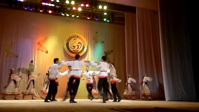 Чуваши пляшут под соврменую музыку смотреть онлайн