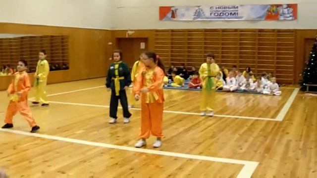 ФЕСТИВАЛЬ ПО УШУ В ЦЕНТРЕ ЕДИНОБОРСТВ ВЫСТУПЛЕНИЕ КЛУБА ЗОЛОТАЯ ЗМЕЯ www.goldsnake.ru смотреть онлайн