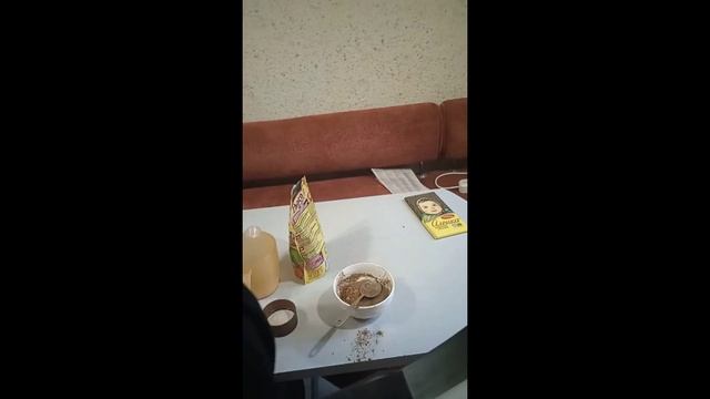 ГОТОВИМ ШОКОЛАДНЫЙ БРАУНИ С КАПУЧИНО БЕЗ МИКСЕРА смотреть онлайн