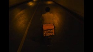 ДОСТАВЩИК ЕДЫ НУРЛАН САБУРОВ(НУРЛАНДОС) ЧАС ЕДЕТ НА ВЕЛОСИПЕДЕ ДОСТАВЛЯТЬ ЕДУ ПОД СМАК ЗАТ ОЛОНОФЛО