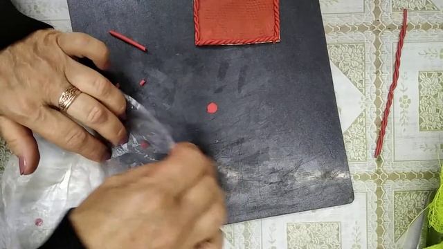 Корзинка с розами из пластилина. Миниатюра. смотреть онлайн