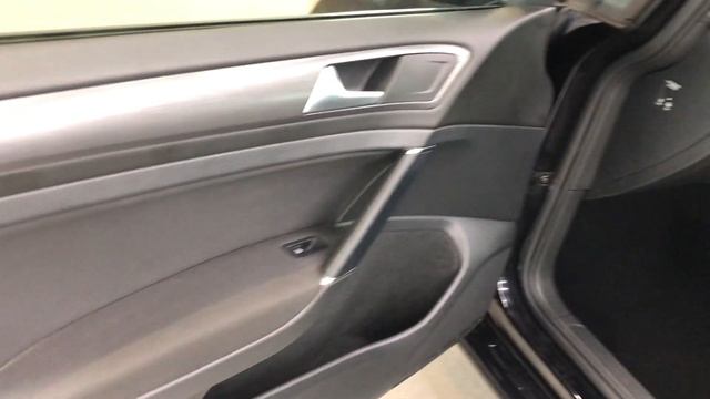 2019(19) Volkswagen Golf MATCH TSI EVO - Vic Young смотреть онлайн