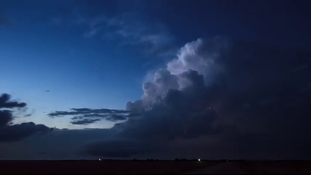 Страшно красиво смотреть онлайн