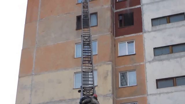 Пожар 9.05.2014 в Искитиме (часть 1) смотреть онлайн