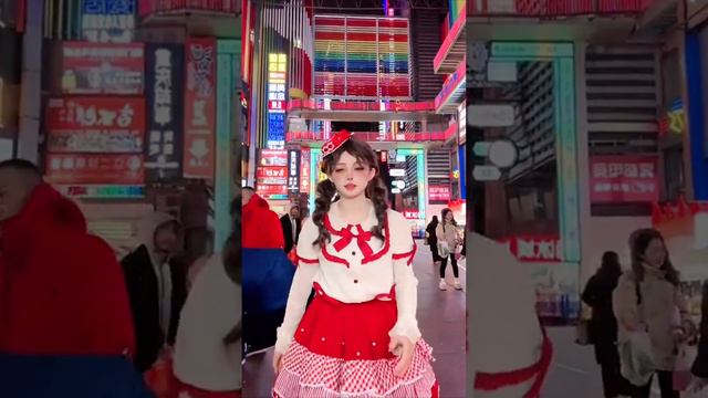 Barbin.ili (芭比) ОЧЕНЬ популярная Танцовщица на Douyin (Китайский Тик Ток)