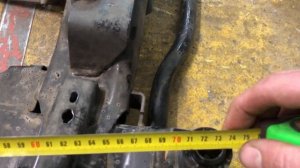 Рено Логан 2. Ровняю руками лонжероны!!