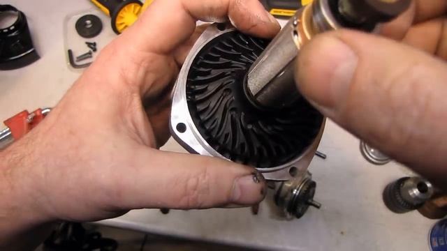 DEWALT DWE4357 разМЫШления