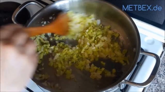 Çox Dadlı Badımcan Yeməyinin Hazırlanması.