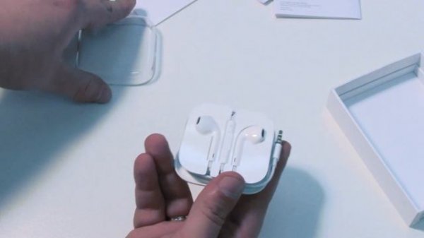 Распаковка Apple EarPods Unboxing (наушники для iPhone 4, 4S, 5)