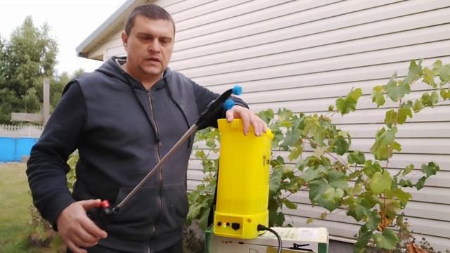 Распаковка — Опрыскиватель аккумуляторный Deko DKSP12 смотреть онлайн