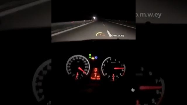 М5 Е60 максимальная скорость смотреть онлайн