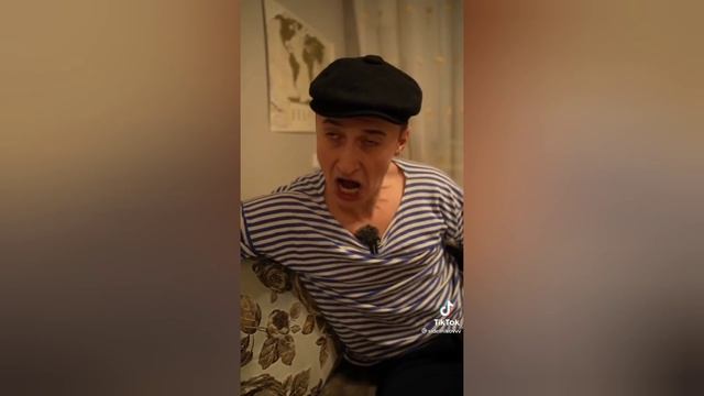 ЛАДНО РАЗБЕРУСЬ новогодняя подборка ☃️ Смешные видео из тик тока ? 4 часть смотреть онлайн