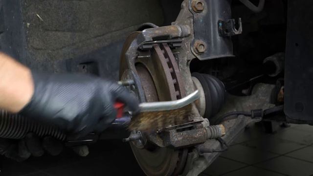 Wie Astra J Bremsbeläge vorne wechseln 🚗 смотреть онлайн