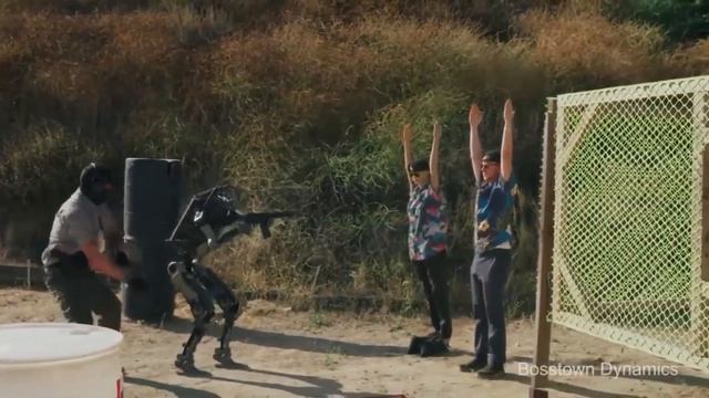 Прикольная озвучка роботов Boston Dynamics.