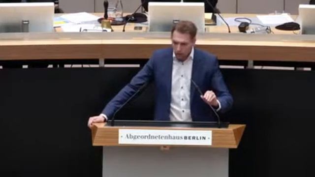 9. Sitzung des Berliner AGH 18. WP - Altglassammlung - Danny Freymark (CDU) смотреть онлайн