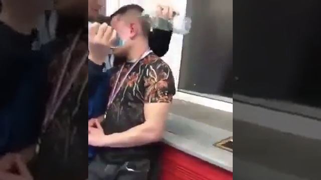 Борец ломает ухо. смотреть онлайн