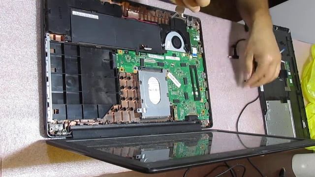 Розбирання ноутбука Asus R515M. Разборка ноутбука Asus R515M смотреть онлайн