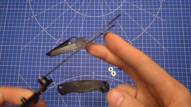 Spyderco Paramilitary 2 Tanto (реплика) смотреть онлайн