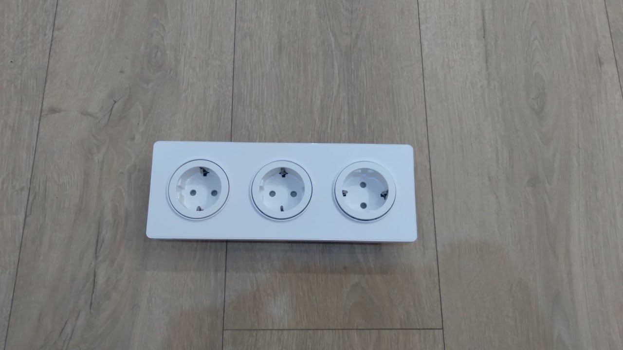 Обзор на рамку Odace 3 поста от Schneider Electric смотреть онлайн