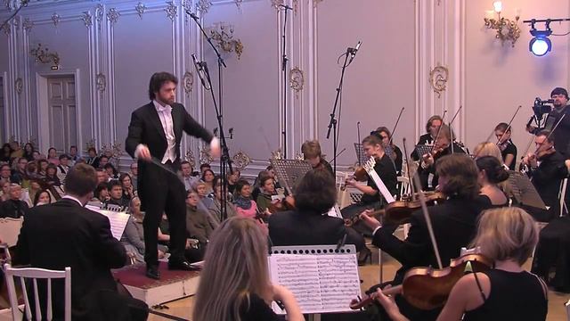 моцарт монтаж с двух камер последние 5 мин смотреть онлайн