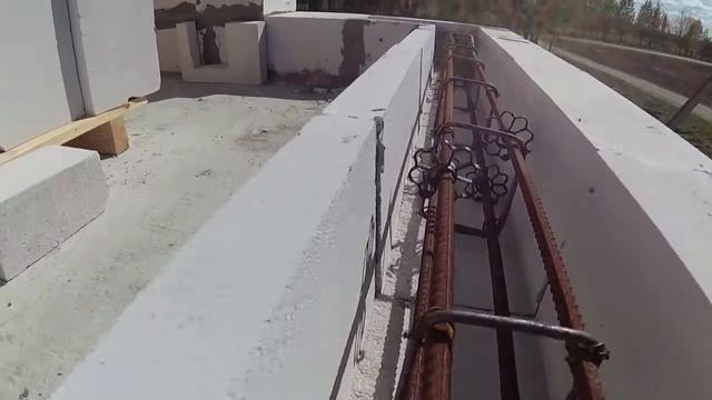 Анкеровка плит перекрытия. Как анкеровать плиты перекрытия. Дополнительный армопояс в кладке стен смотреть онлайн