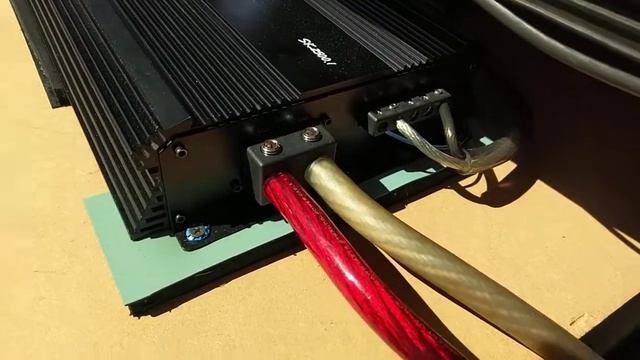 Battery power for Skar SK-2500.1D with American Bass XR12D4 Subs смотреть онлайн