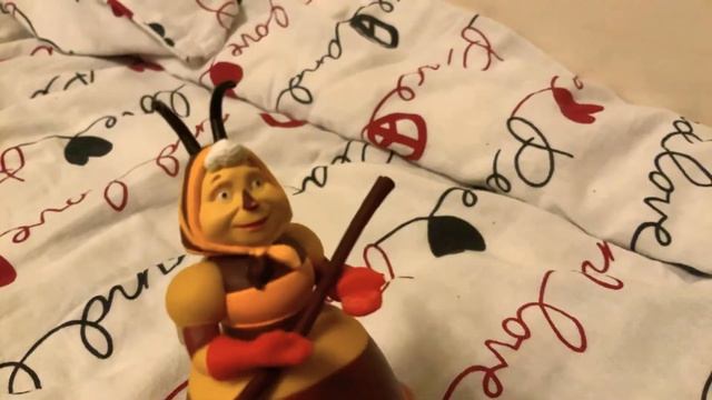 Лунтик и его друзья/Баба Капа подметает пол/мультик из игрушек ??? смотреть онлайн