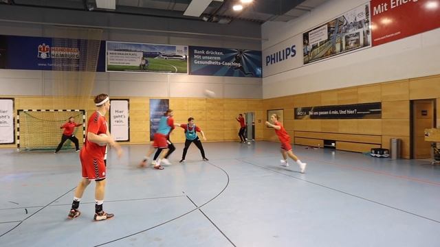 2vs2 - Halfback & Pivot - Handballtraining - Jansen | Handball inspires Hamburg смотреть онлайн