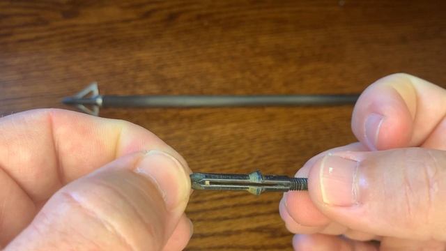 Slick Trick Standard 100 Fixed Broadhead Review and Assembly- Are Slick Tricks Made in the US? смотреть онлайн