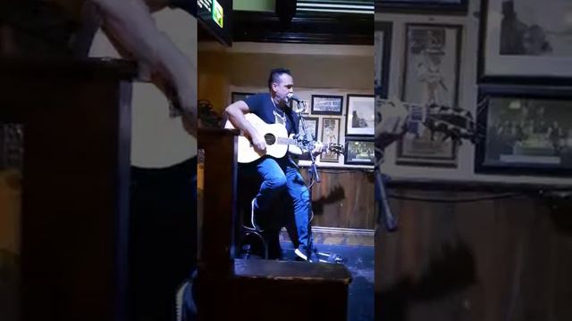 Trubadur Henk Live Old Storehouse Dublin смотреть онлайн