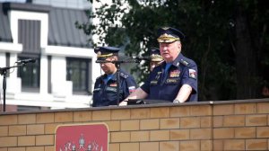 Традиционное построение личного состава кандидатов с начальником академии
