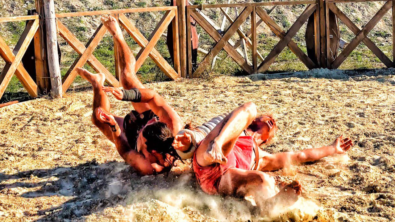 СЕВАСТОПОЛЬ - Федюхины Высоты что это такое? Бой ГЛАДИАТОРОВ. КРЫМ СЕГОДНЯ. смотреть онлайн