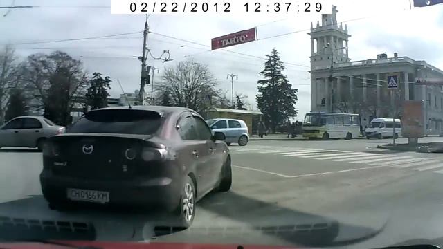 Mazda3 CH 0166 KM подрезала Aveo CH 5745 AI на кольце смотреть онлайн