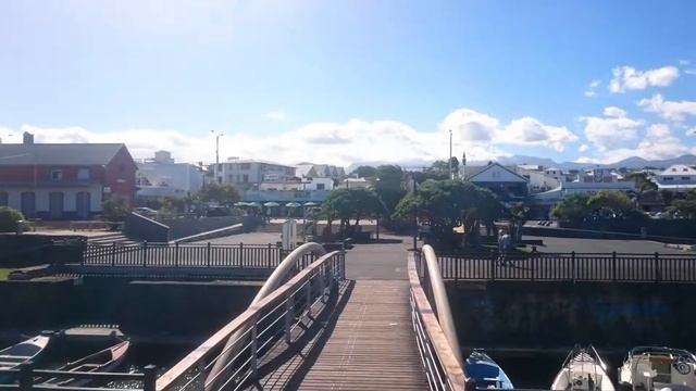 Saint - Pierre,  Réunion