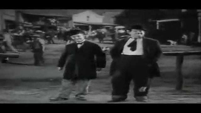 Laurel & Hardy Dance the Reggae смотреть онлайн