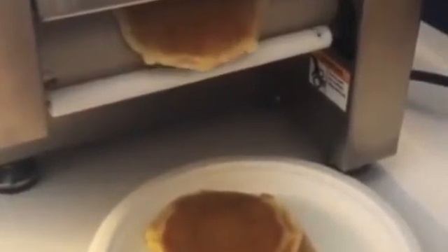 my hope will never die pancake edition смотреть онлайн